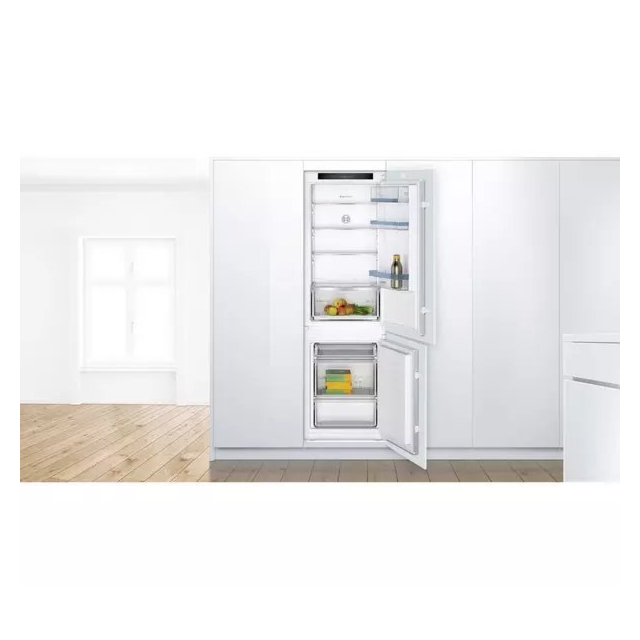 Bosch KIV86VSE0G Series 4 KIV86VSE0G 54.1cm 60/40 Integrated Low Frost Fridge Freezer - Sliding Hing
