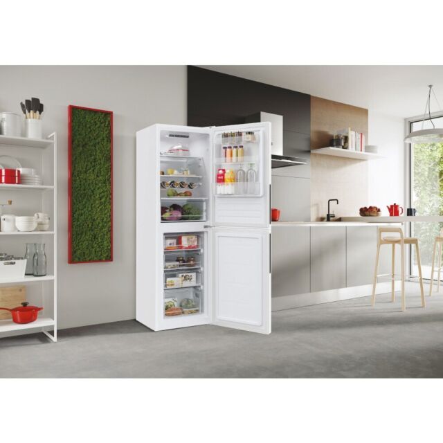 Hoover HVCT3L517FWKR 54.5cm 50/50 Low Frost Fridge Freezer - White