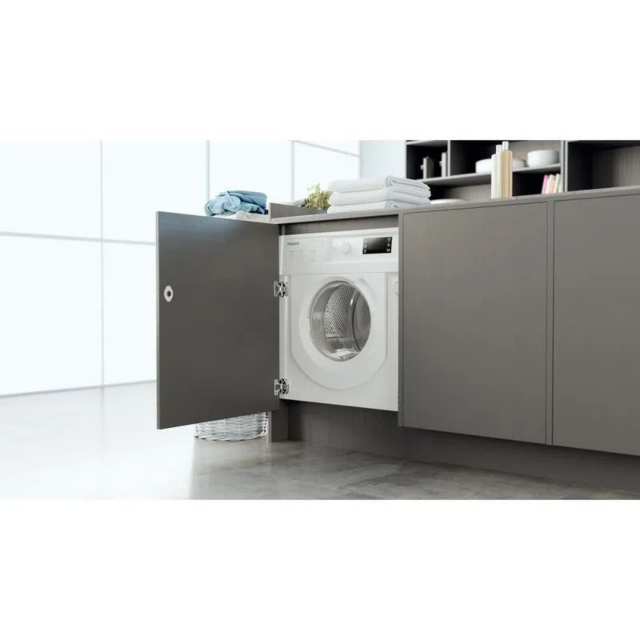 Hotpoint BIWMHG71483UKN Built-In 7kg Washing Machine