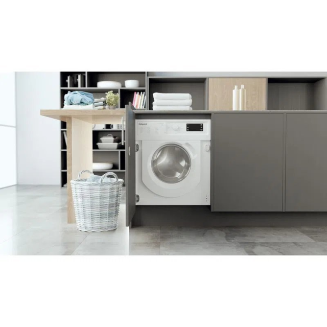 Hotpoint BIWMHG71483UKN Built-In 7kg Washing Machine