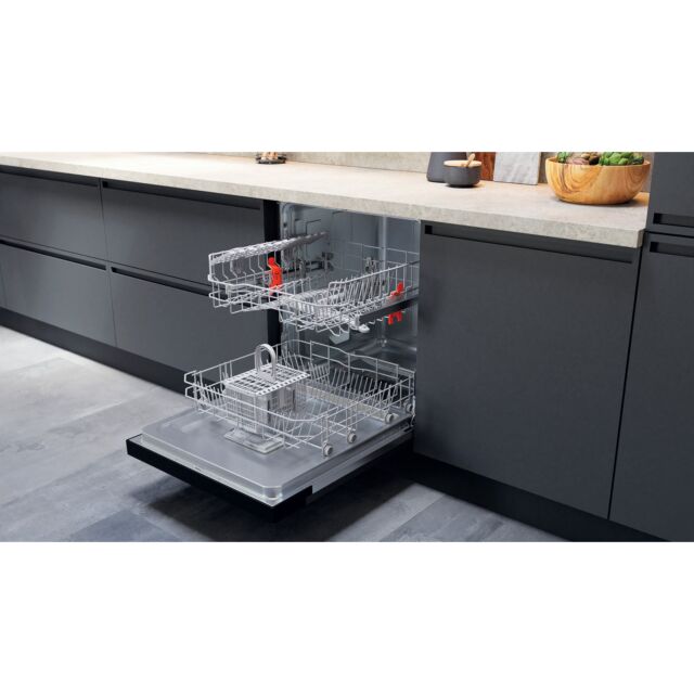 Hotpoint H3BL626BUK 60Cm Semi Integrated Dishwasher