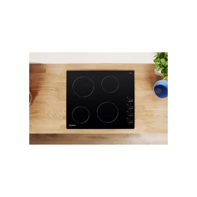 Indesit RI860C 58cm Ceramic Hob