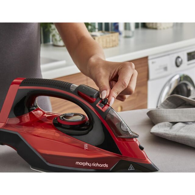 Morphy Richards 303250 Easy Charge 360 Cordless Iron