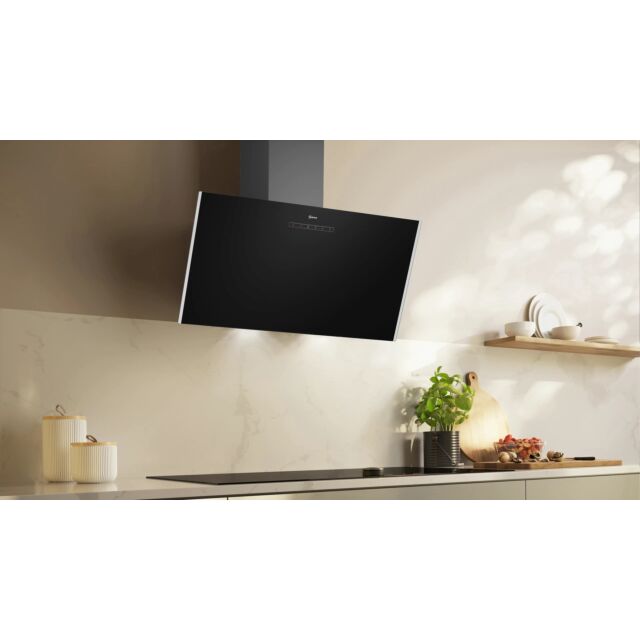 Neff D83IDK1S0B 80Cm Black Glass Angled Hood